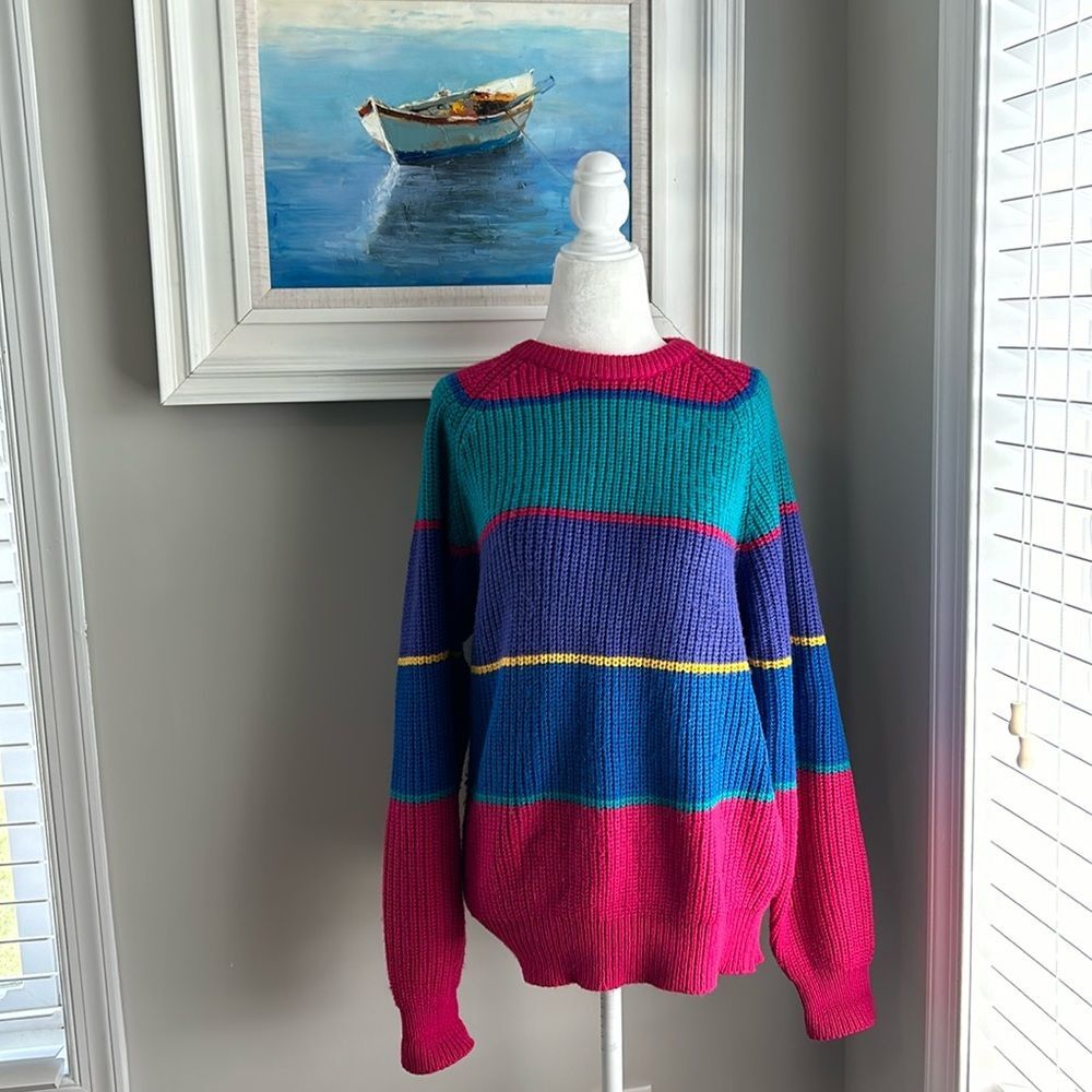 Vintage 90s Classic Fashion Striped Rainbow Sweater Medium